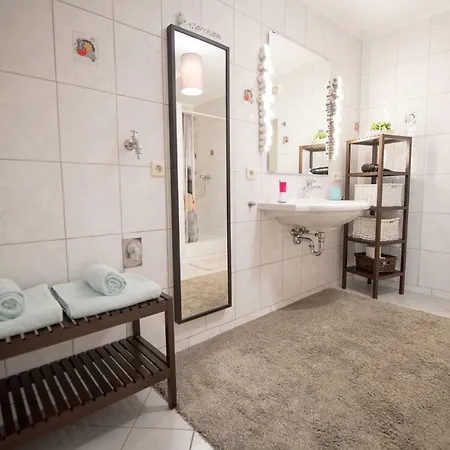 Ferienwohnung An Der Burg Гостевой дом